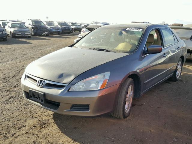 1HGCM56827A063490 - 2007 HONDA ACCORD EX GRAY photo 2