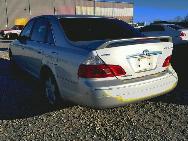 4T1BF28B43U283178 - 2003 TOYOTA AVALON XL 银色 照片 3