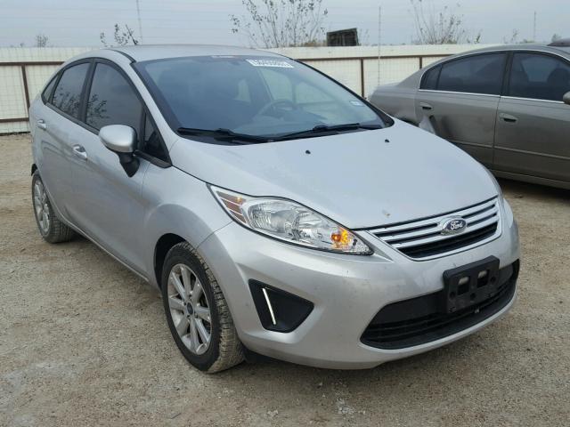 3FADP4BJ4DM158862 - 2013 FORD FIESTA SE SILVER photo 1