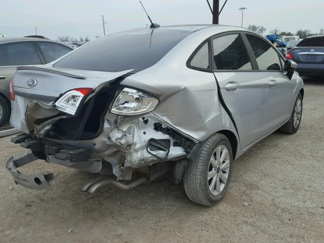 3FADP4BJ4DM158862 - 2013 FORD FIESTA SE SILVER photo 4