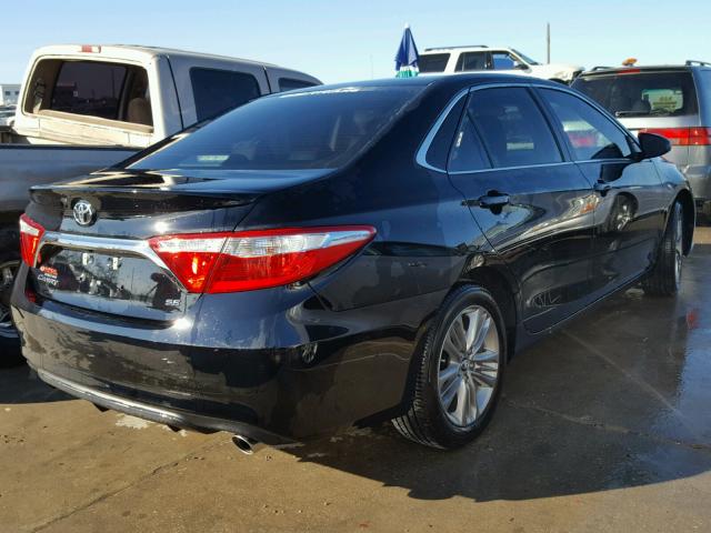 4T1BF1FK1HU794920 - 2017 TOYOTA CAMRY LE BLACK photo 4