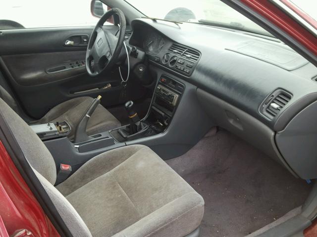 JHMCD5547RC013767 - 1994 HONDA ACCORD LX RED photo 5