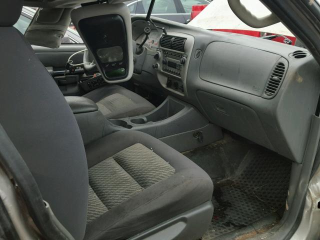 1FMZU77K74UC07961 - 2004 FORD EXPLORER S SILVER photo 5