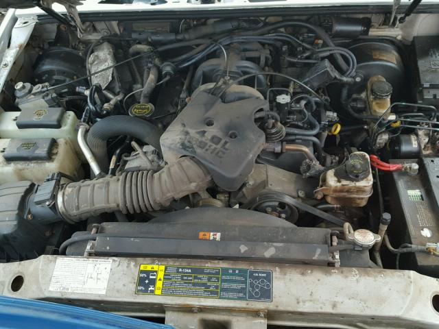 1FMZU77K74UC07961 - 2004 FORD EXPLORER S 银色 照片 7