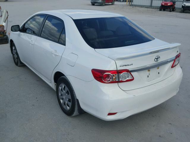 JTDBU4EE2B9167001 - 2011 TOYOTA COROLLA BA WHITE photo 3