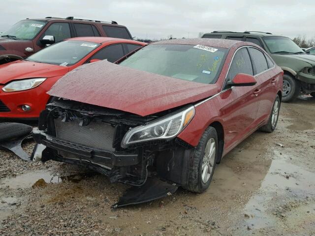 5NPE24AF2FH172262 - 2015 HYUNDAI SONATA SE RED photo 2