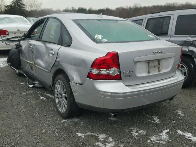 YV1MH682352077406 - 2005 VOLVO S40 T5 SILVER photo 3