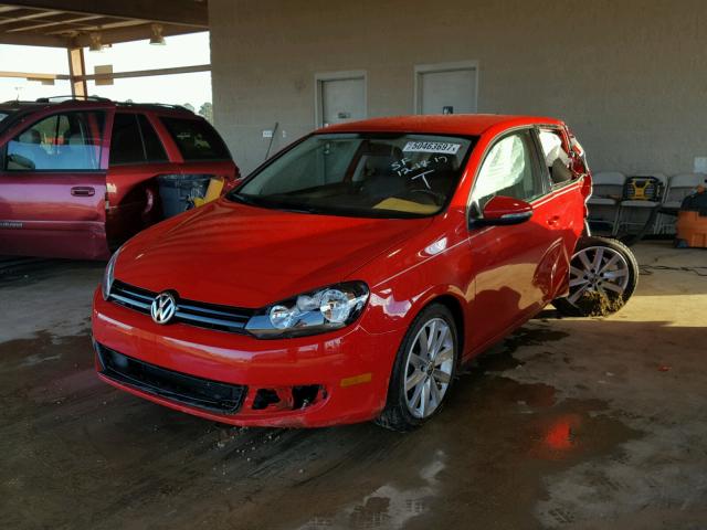 WVWMM7AJ7BW317411 - 2011 VOLKSWAGEN GOLF RED photo 2