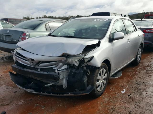 2T1BU4EE9BC565185 - 2011 TOYOTA COROLLA BA SILVER photo 2