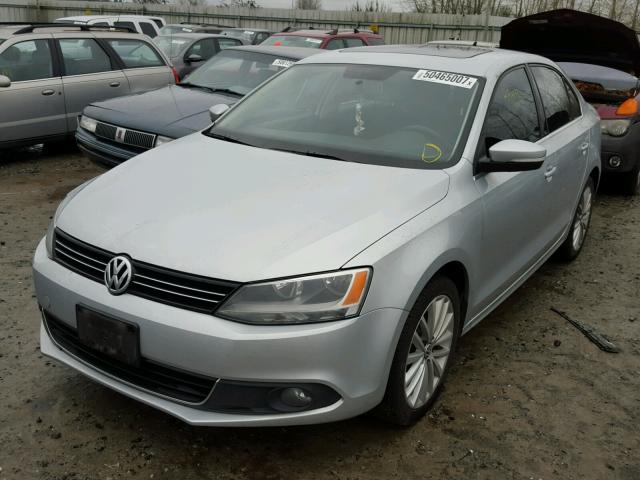 3VWLZ7AJ0BM304154 - 2011 VOLKSWAGEN JETTA SEL SILVER photo 2