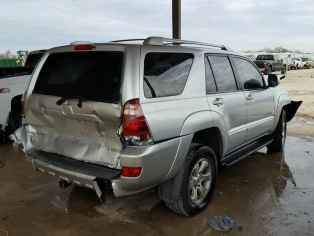 JTEZU14R558027144 - 2005 TOYOTA 4RUNNER SR SILVER photo 4