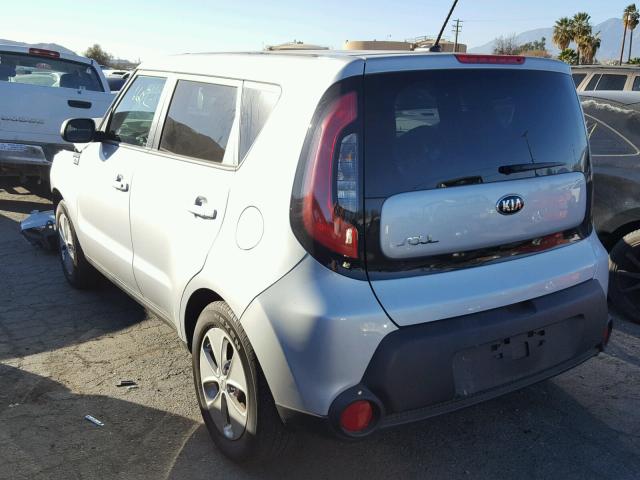 KNDJN2A24G7872667 - 2016 KIA SOUL SILVER photo 3