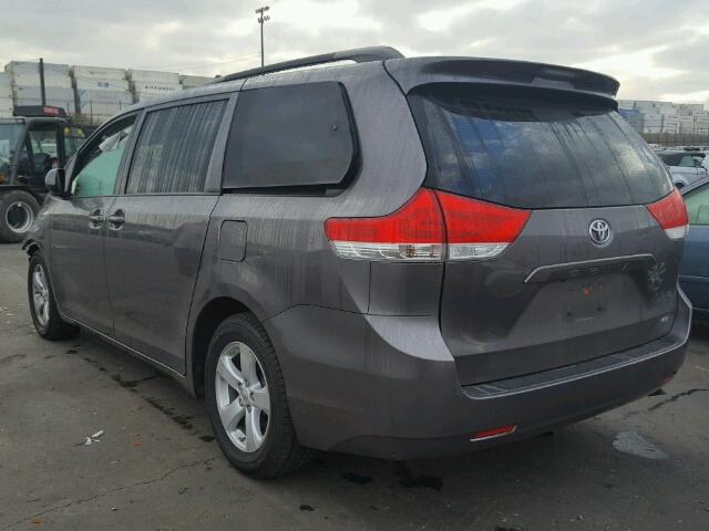 5TDKK3DC3ES472335 - 2014 TOYOTA SIENNA LE CHARCOAL photo 3