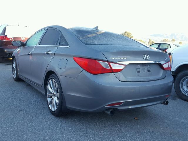 5NPEC4AB5CH433468 - 2012 HYUNDAI SONATA SE GRAY photo 3