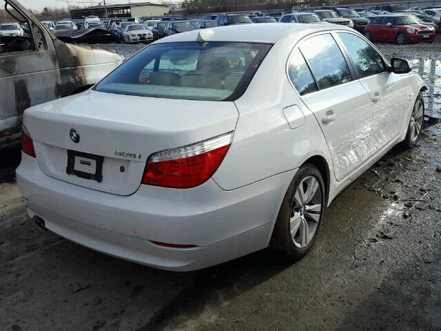 WBANV1C5XAC445833 - 2010 BMW 528 XI WHITE photo 4