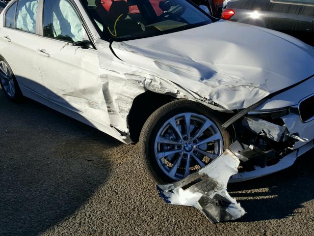 WBA8E1G38HNU18568 - 2017 BMW 320 I WHITE photo 9