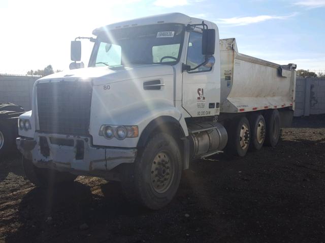 4V5K99GH62N334456 - 2002 VOLVO VHD WHITE photo 2