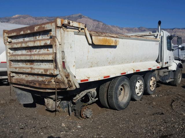 4V5K99GH62N334456 - 2002 VOLVO VHD WHITE photo 4