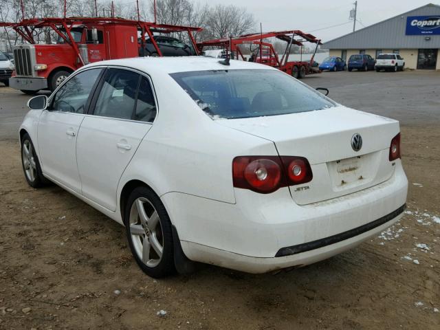 3VWRL71K69M090446 - 2009 VOLKSWAGEN JETTA TDI WHITE photo 3