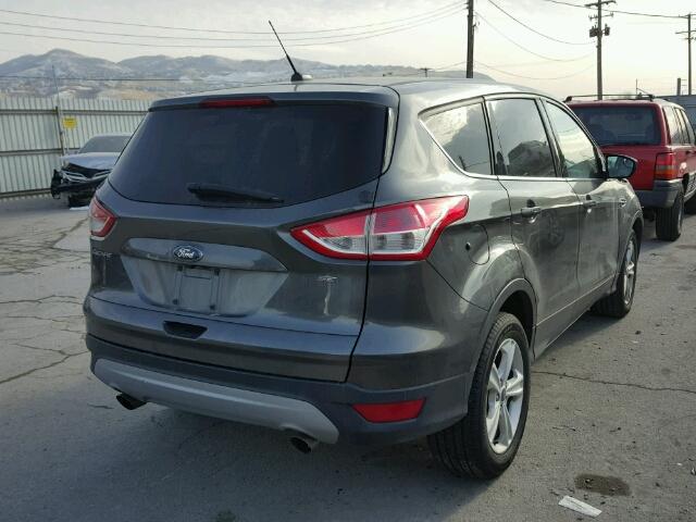 1FMCU0G74FUC25622 - 2015 FORD ESCAPE SE GRAY photo 4