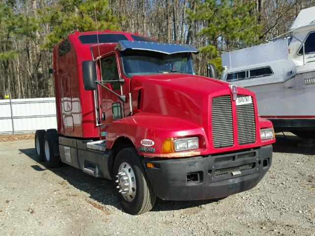 1XKAD49X77J189948 - 2007 KENWORTH CONSTRUCTI RED photo 1