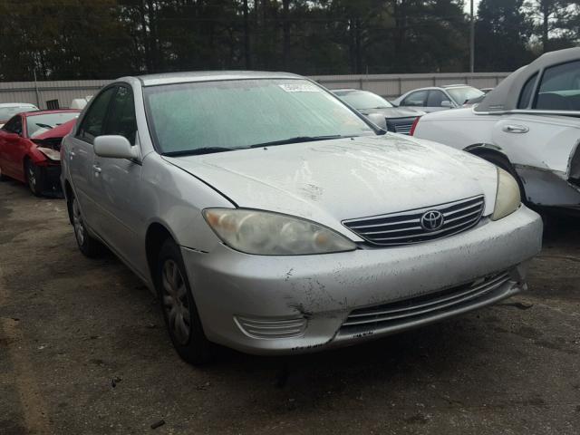 4T1BE30K95U550628 - 2005 TOYOTA CAMRY LE SILVER photo 1