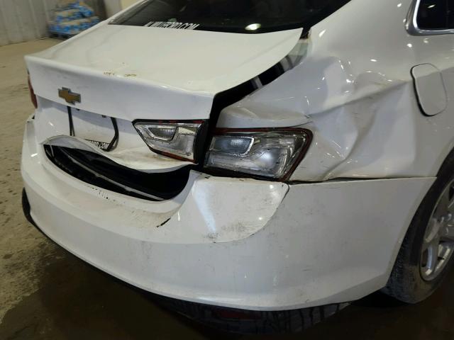 1G1ZB5ST3HF102142 - 2017 CHEVROLET MALIBU LS WHITE photo 9