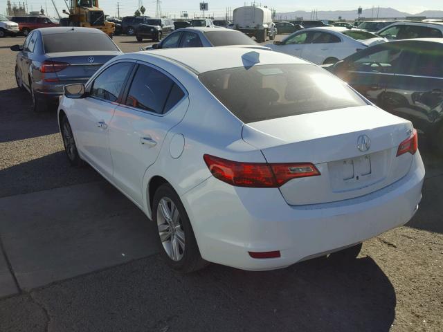 19VDE1F37DE019032 - 2013 ACURA ILX 20 WHITE photo 3