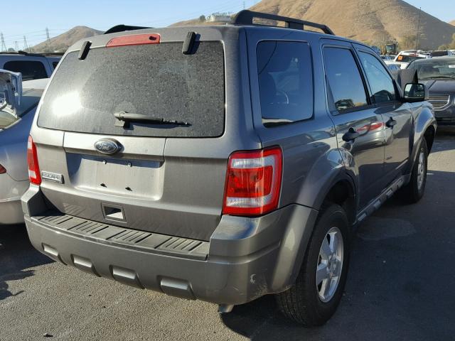 1FMCU0D72BKA33528 - 2011 FORD ESCAPE XLT GRAY photo 4