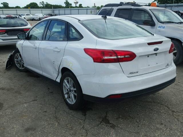 1FADP3F21FL263053 - 2015 FORD FOCUS SE WHITE photo 3