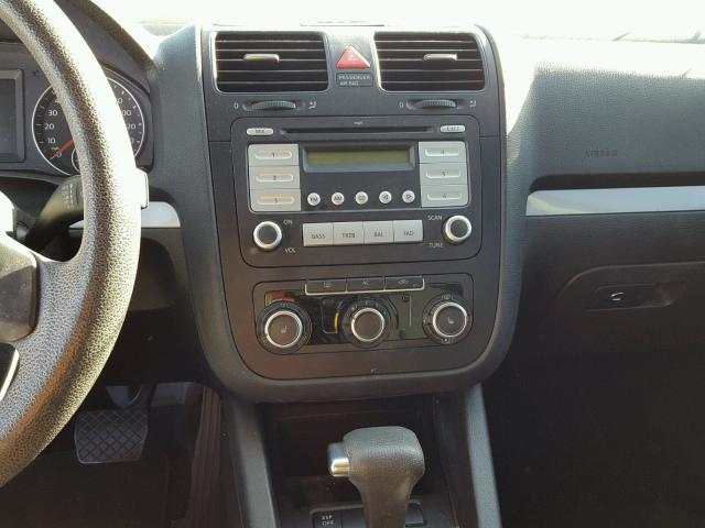 3VWJX7AJ7AM049417 - 2010 VOLKSWAGEN JETTA S 灰色 照片 9