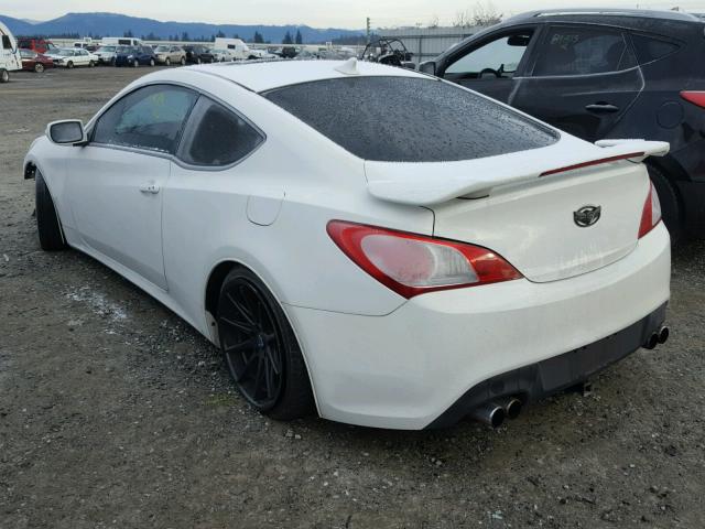 KMHHU6KH4BU061095 - 2011 HYUNDAI GENESIS CO WHITE photo 3