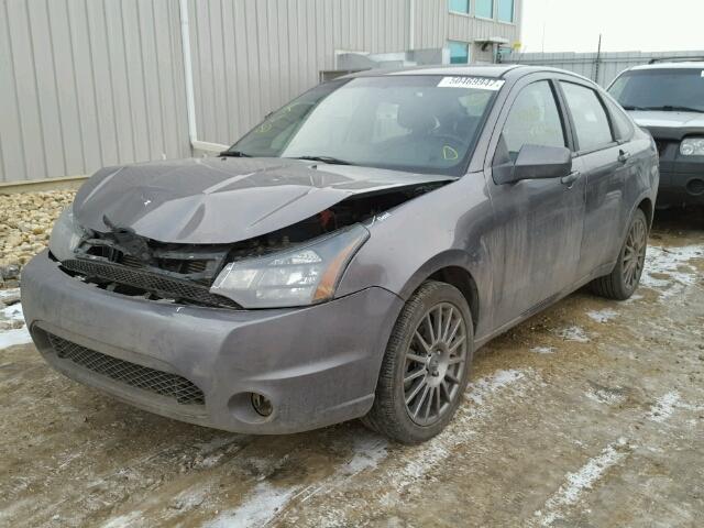 1FAHP3GN2AW283054 - 2010 FORD FOCUS SES GRAY photo 2