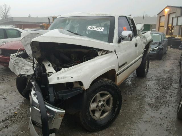 3B7HC13YXTG107526 - 1996 DODGE RAM 1500 WHITE photo 2