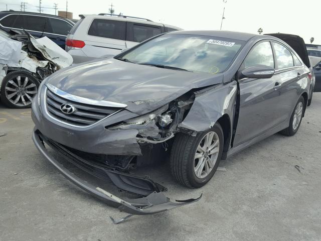 5NPEB4AC7EH913428 - 2014 HYUNDAI SONATA GLS GRAY photo 2