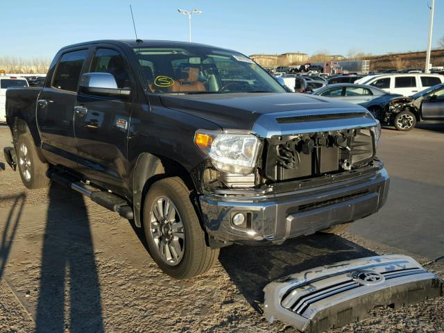 5TFAW5F11HX622125 - 2017 TOYOTA TUNDRA CRE GRAY photo 4