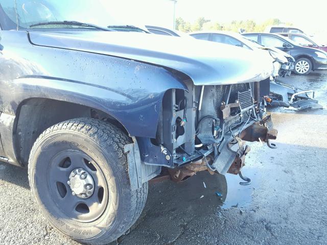 1GNEC13Z95R224391 - 2005 CHEVROLET TAHOE C150 BLUE photo 9