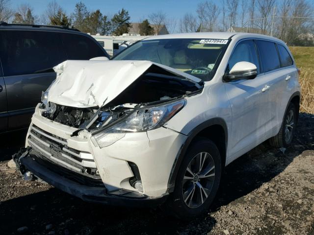 5TDBZRFH3HS410431 - 2017 TOYOTA HIGHLANDER WHITE photo 2