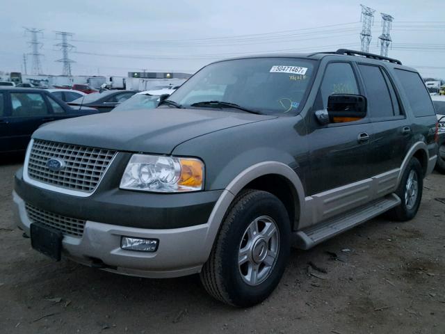 1FMFU18575LA52988 - 2005 FORD EXPEDITION GREEN photo 2