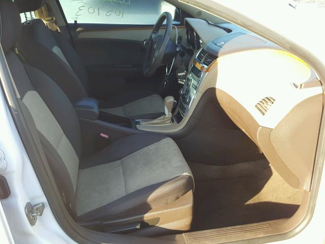 1G1ZC5EU5CF374878 - 2012 CHEVROLET MALIBU 1LT Ақ фото 5