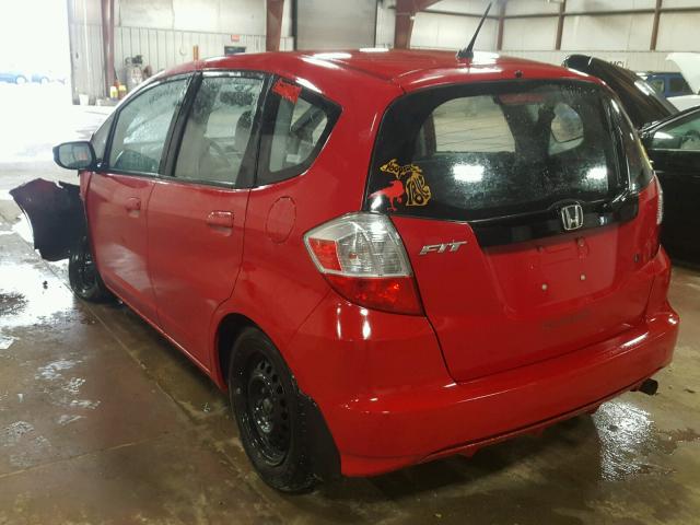 JHMGE87269C004845 - 2009 HONDA FIT RED photo 3