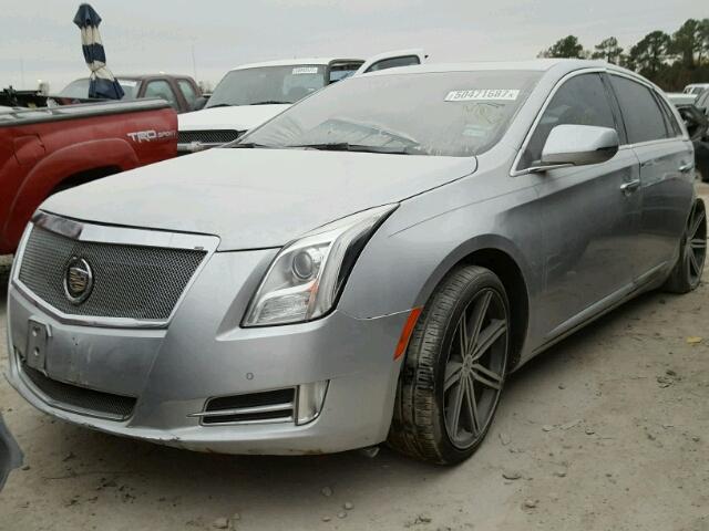 2G61P5S39D9208753 - 2013 CADILLAC XTS LUXURY GRAY photo 2