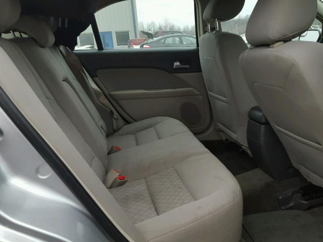 3FAHP0HA3BR135476 - 2011 FORD FUSION SE SILVER photo 6