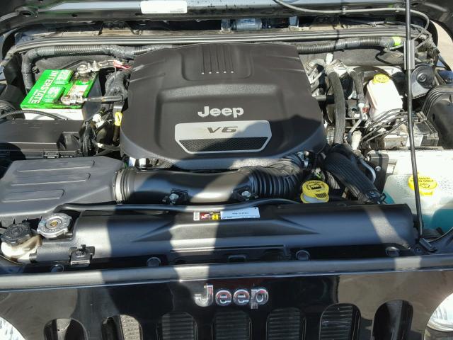 1C4AJWAG9GL257585 - 2016 JEEP WRANGLER S BLACK photo 7