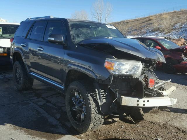 JTEBU5JR6D5137245 - 2013 TOYOTA 4RUNNER SR CHARCOAL photo 1