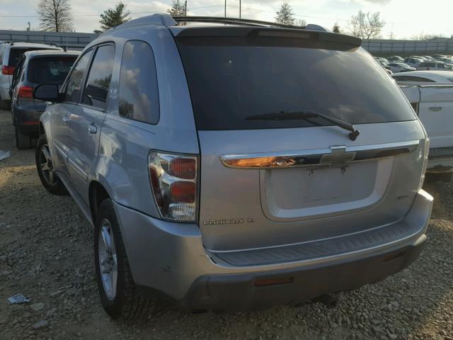 2CNDL73F456052842 - 2005 CHEVROLET EQUINOX LT SILVER photo 3