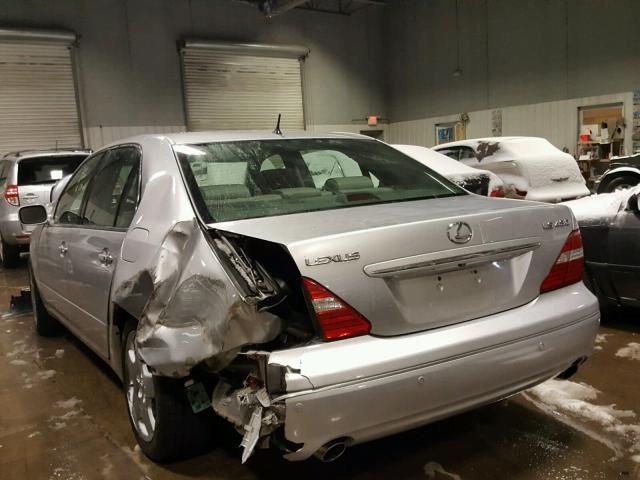 JTHBN36F055000886 - 2005 LEXUS LS 430 GRAY photo 3