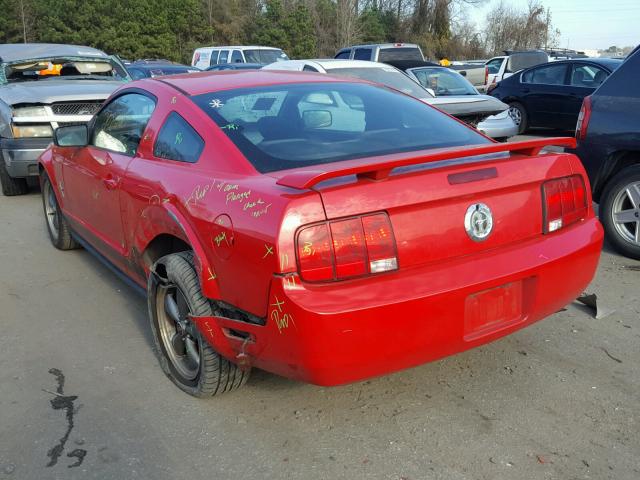 1ZVFT80N565177759 - 2006 FORD MUSTANG RED photo 3