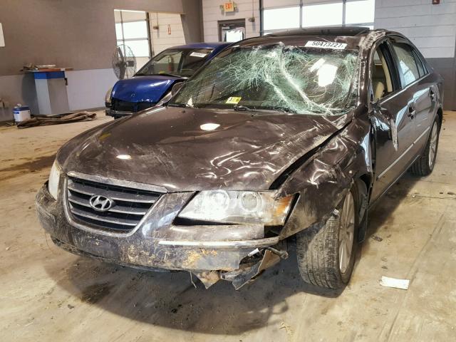 5NPEU46F39H449394 - 2009 HYUNDAI SONATA SE GRAY photo 2