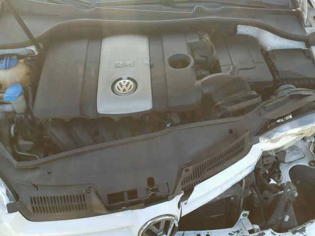 WVWDS91K27W077427 - 2007 VOLKSWAGEN RABBIT WHITE photo 7